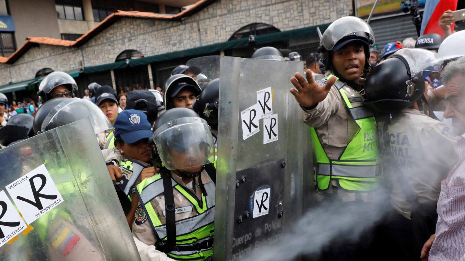 Venezuela, le prostitute si pagano con il cibo