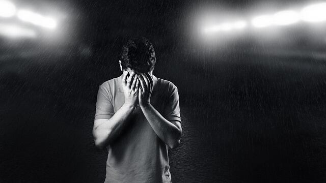 Alzheimer, un caregiver su tre ha sintomi persistenti di depressione