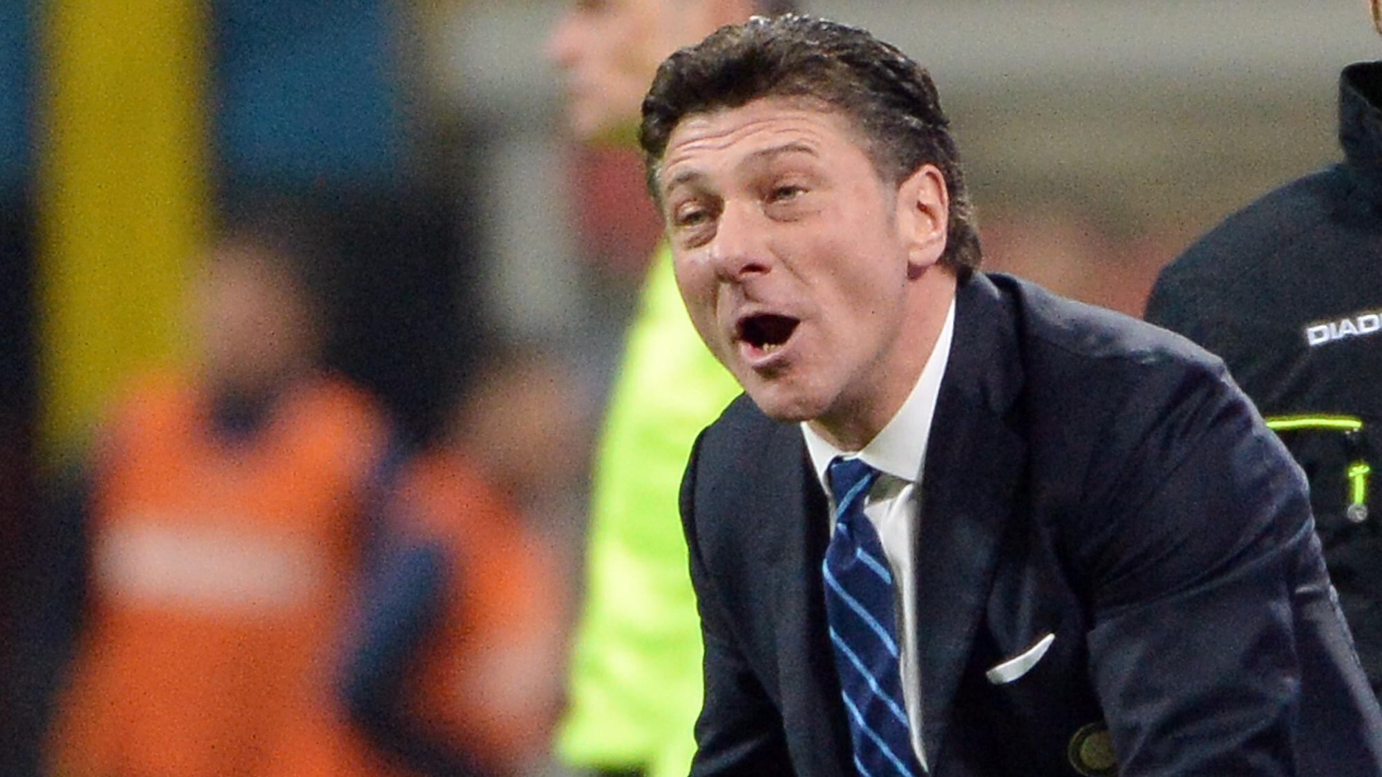 I tifosi: #Mazzarrivattene. Ma il tweet è per Thohir