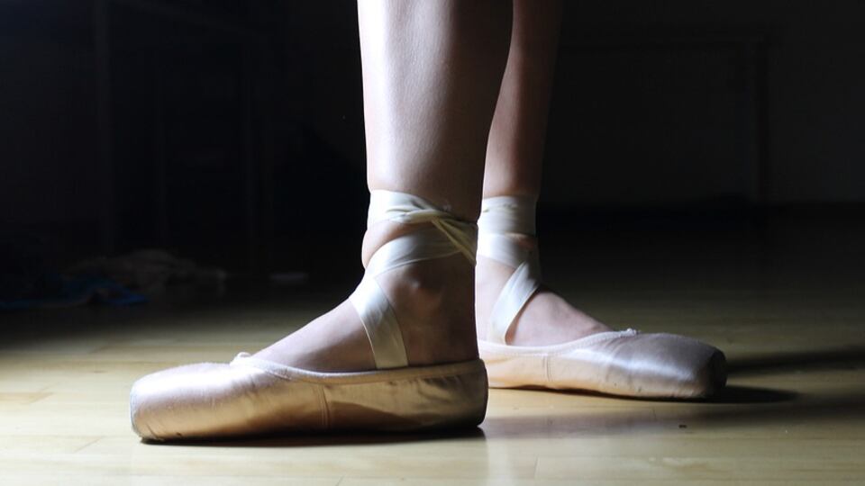 Bambina di 5 anni muore durante la lezione di danza in una scuola di ballo a Crispano