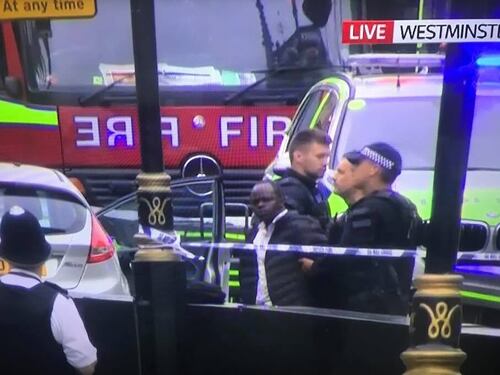 Londra, auto falcia i pedoni. Polizia indaga per terrorismo