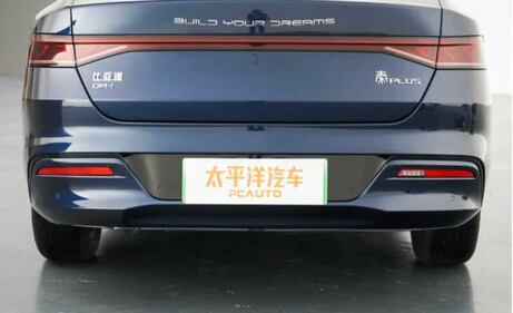 Byd lancia un’ibrida plug-in a soli 13.700 euro: guarda le foto 9