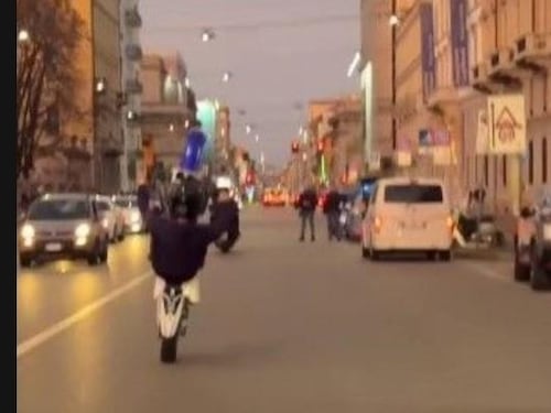 Raduno di scooter abusivo, perquisiti i tre organizzatori