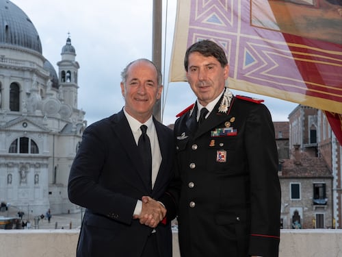 Comunicato Stampa: Carabinieri.Presidente Zaia incontra il Generale Bramato a palazzo Ferro Fini