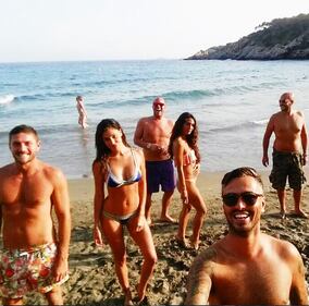 Belen Rodriguez e Stefano De Martino al mare 13