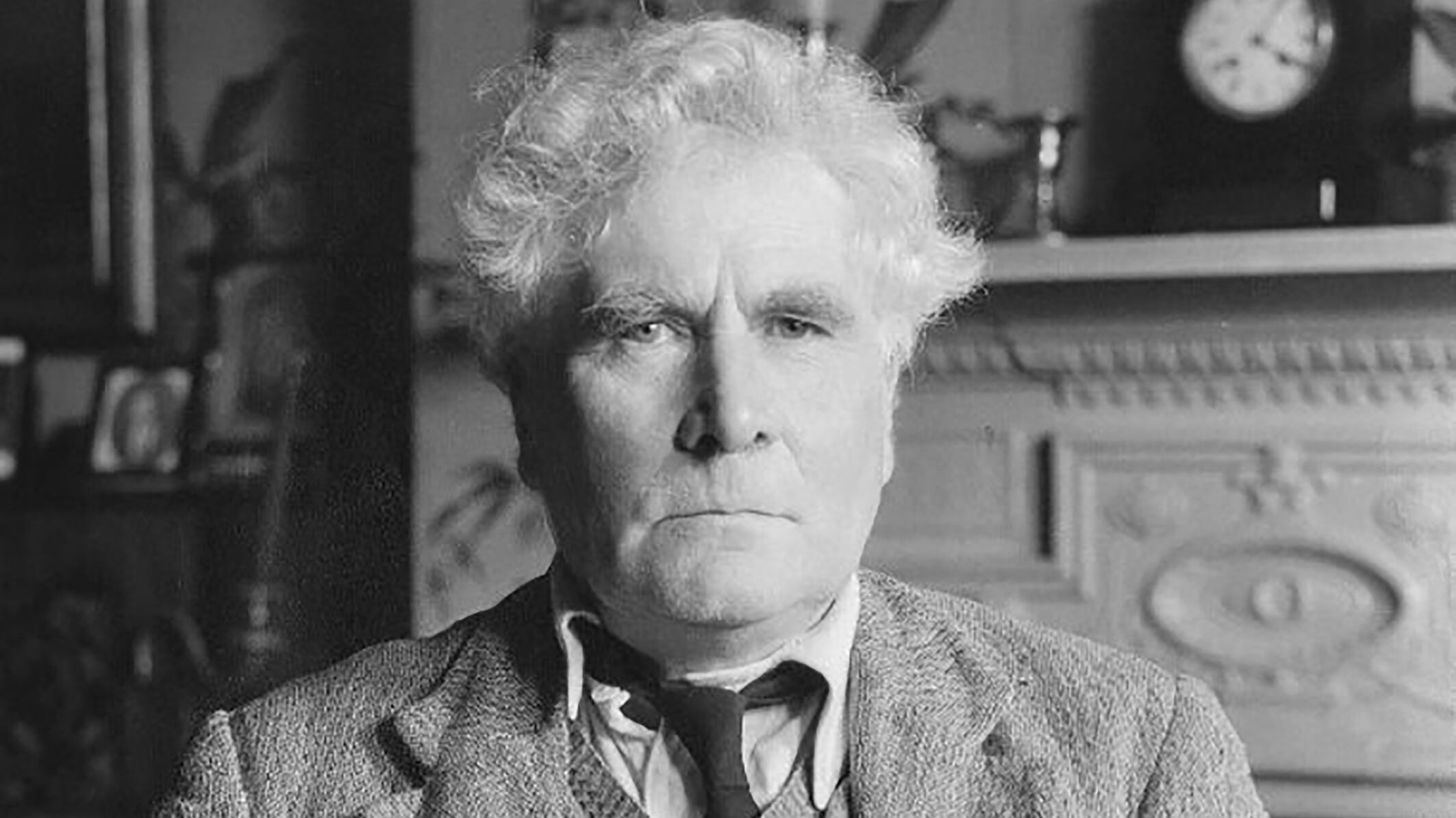 Il devoto T. F. Powys vede ovunque il buon Dio. E gli rimette i suoi debiti