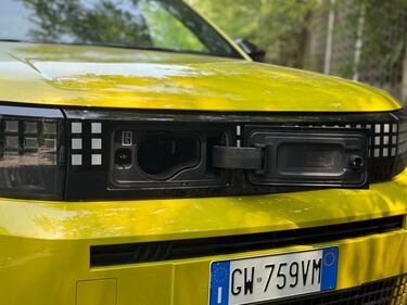 Fiat Grande Panda: guarda la gallery della citycar elettrica  20