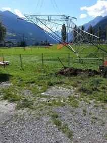 Come viene smantellato un traliccio? 3