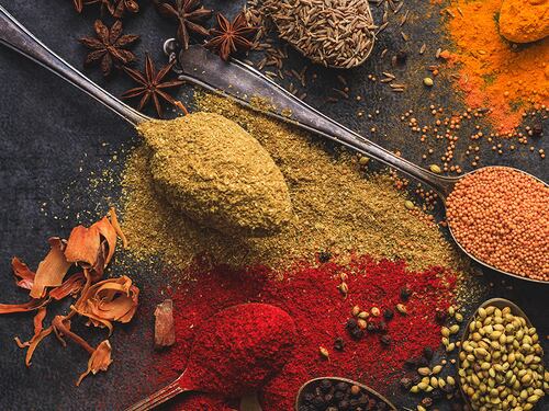 Spezie: sapore in cucina e tanti benefici per la salute