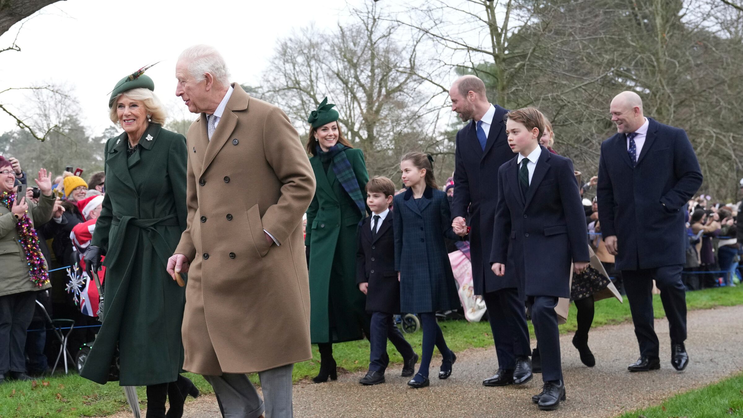 Dal taxi di Filippo ai tunnel del Palazzo, le vie di fuga segrete della royal family
