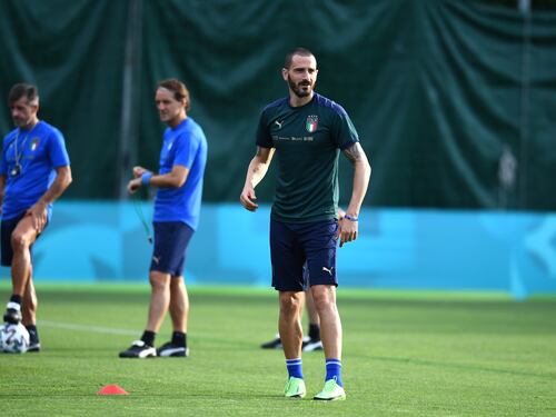 Bonucci: "Inginocchiarci? Non abbiamo ancora deciso"