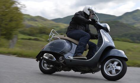 Prova Vespa 300 Gts ABS 12