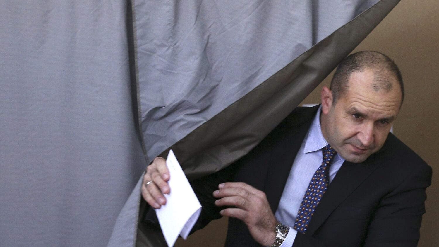Elezioni in Bulgaria e Moldavia: vincono candidati vicini a Putin
