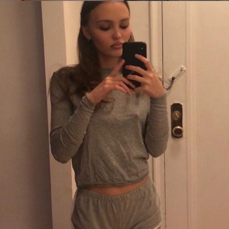 Lily-Rose Depp, sexy modella e attrice figlia d'arte 6