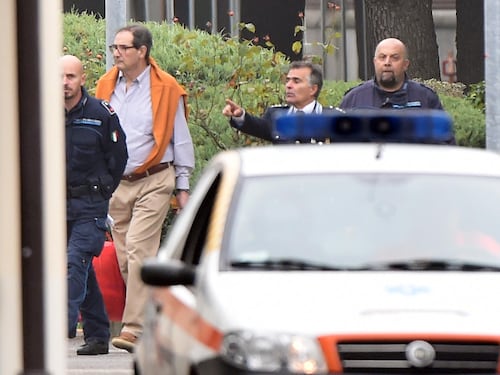 Galan va ai domiciliari: la moglie va a prenderlo al carcere di Opera