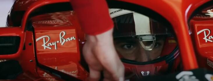 La Ferrari toglie i veli: ecco tutti gli scatti della nuova SF21 4