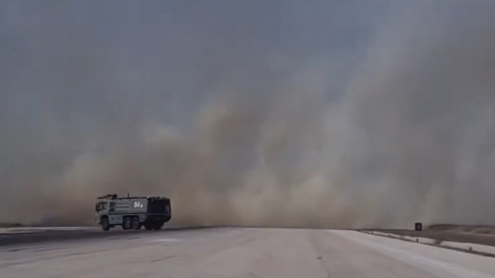 Il Trapanese nella morsa degli incendi: chiuso l'aeroporto di Birgi