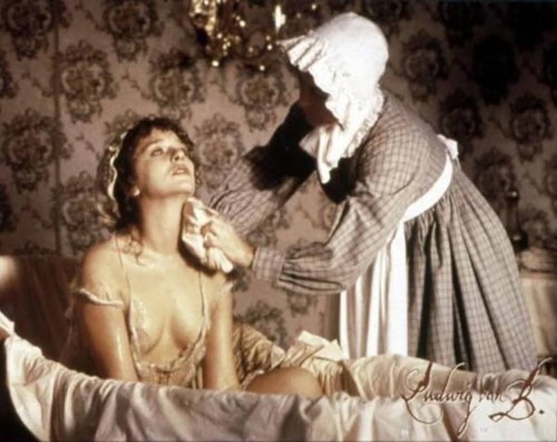Valeria Golino, foto 37