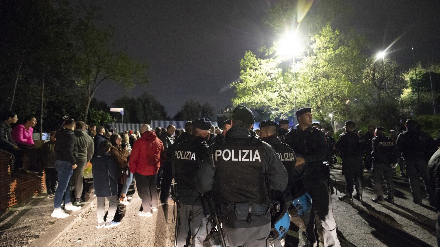 "Noi amici degli immigrati. Ma così è troppo"