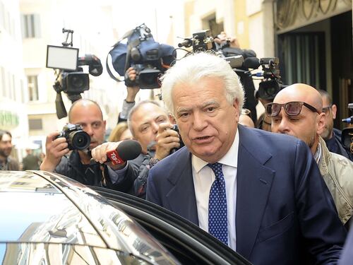 "In carcere è in pericolo di vita". La difesa di Verdini chiede la sua scarcerazione