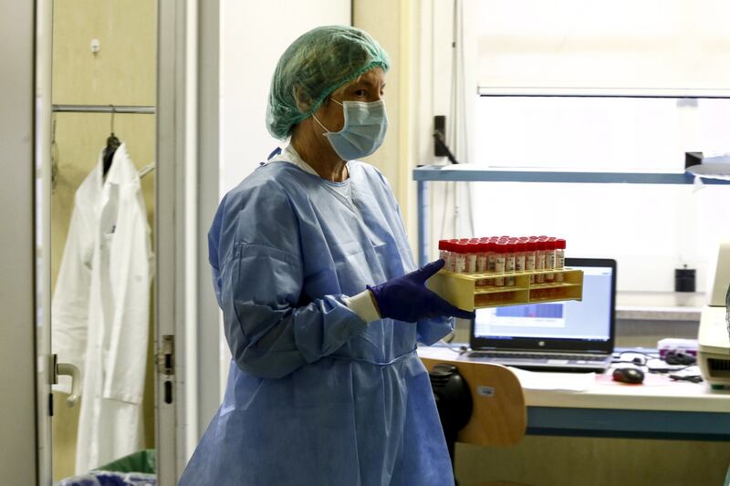 Pochi tamponi ma 320 malati. E i ricoveri salgono ancora