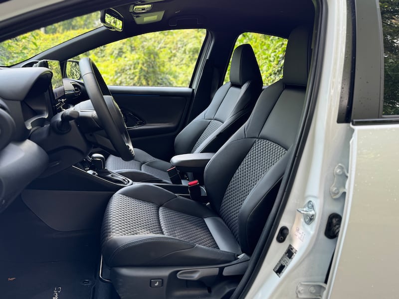Toyota Yaris 2024: guarda la gallery del nuovo ibrido da 130 CV 12