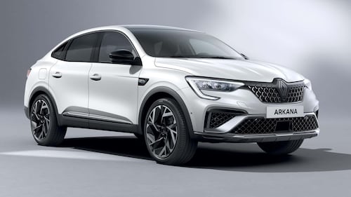 Nuova Renault Arkana 2023, guarda tutte le foto 14