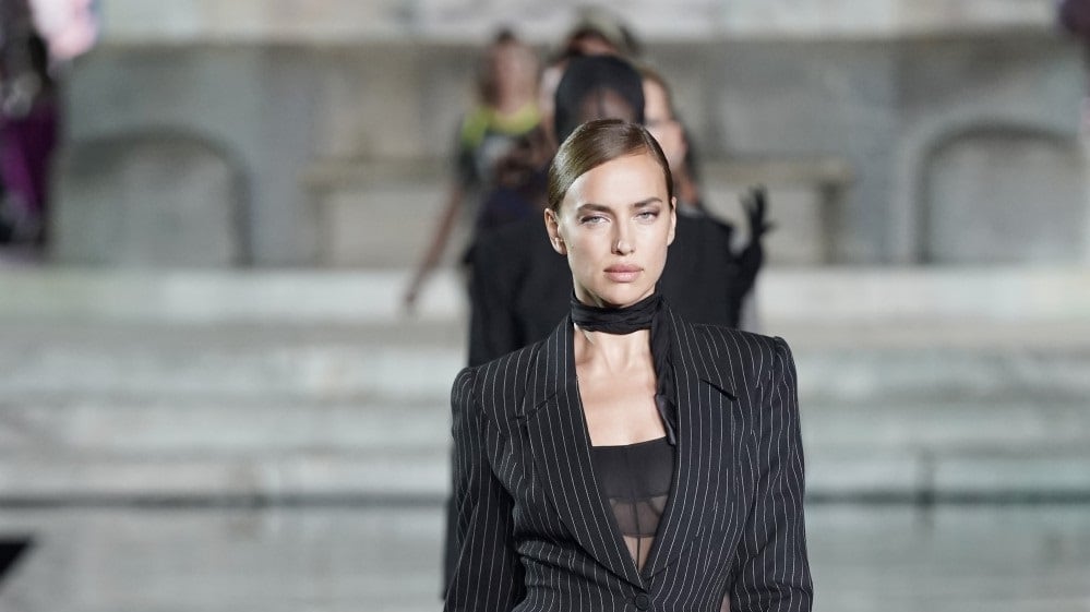 L'indiscrezione: "Irina Shayk gelosa di Lady Gaga. Questo il motivo dell'addio a Bradley Cooper"