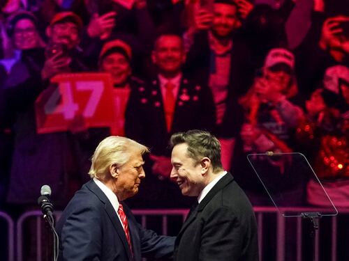 "Aiuterà di nuovo Donald Trump": voci sul ritorno di Musk nella politica Usa
