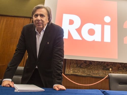"C'è Grillo" fa il 4,3% di share. E il Pd chiede la testa di Freccero