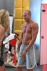 Valeria Marini, momenti hot al Grande Fratello Vip 34