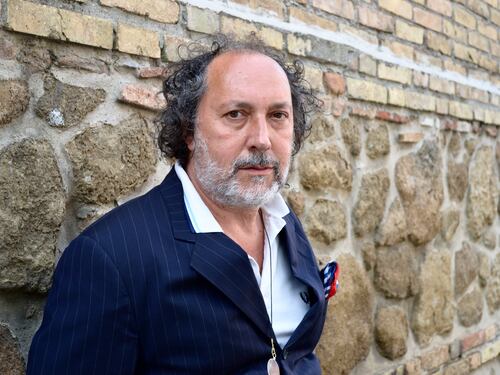 "La Schlein? È una 'amichettista' che parla agli Erasmus"
