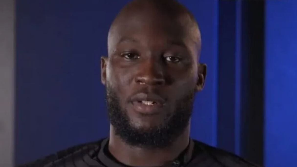 Lukaku chiede scusa ai tifosi: il belga ne esce a pezzi