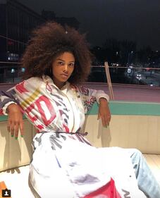Tina Kunakey, la sexy compagna di Cassel a Cannes 16