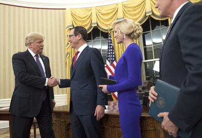 Louise Linton, una bionda alla Casa Bianca 9