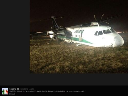 Fiumicino, aereo fuori pista: sedici feriti, due sono gravi