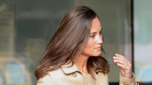 Pippa Middleton, bikini e giochi sull'acqua 20