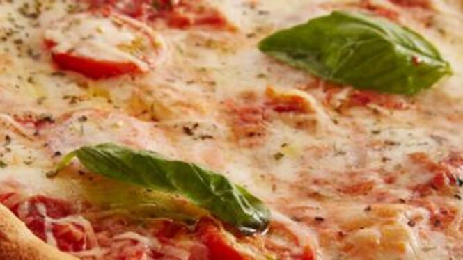 A Foggia il primo corso post-laurea per assaggiatore di pizza