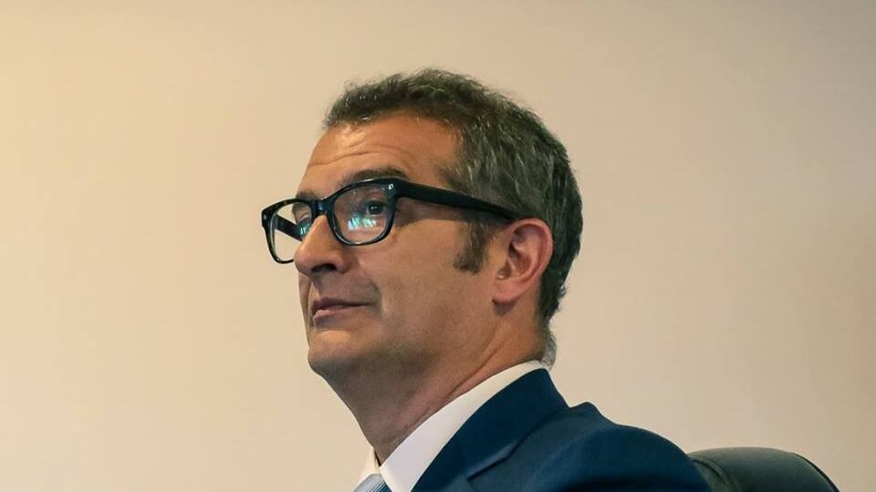 Nei guai il commercialista amico di Di Maio, indagato per un grosso buco di bilancio