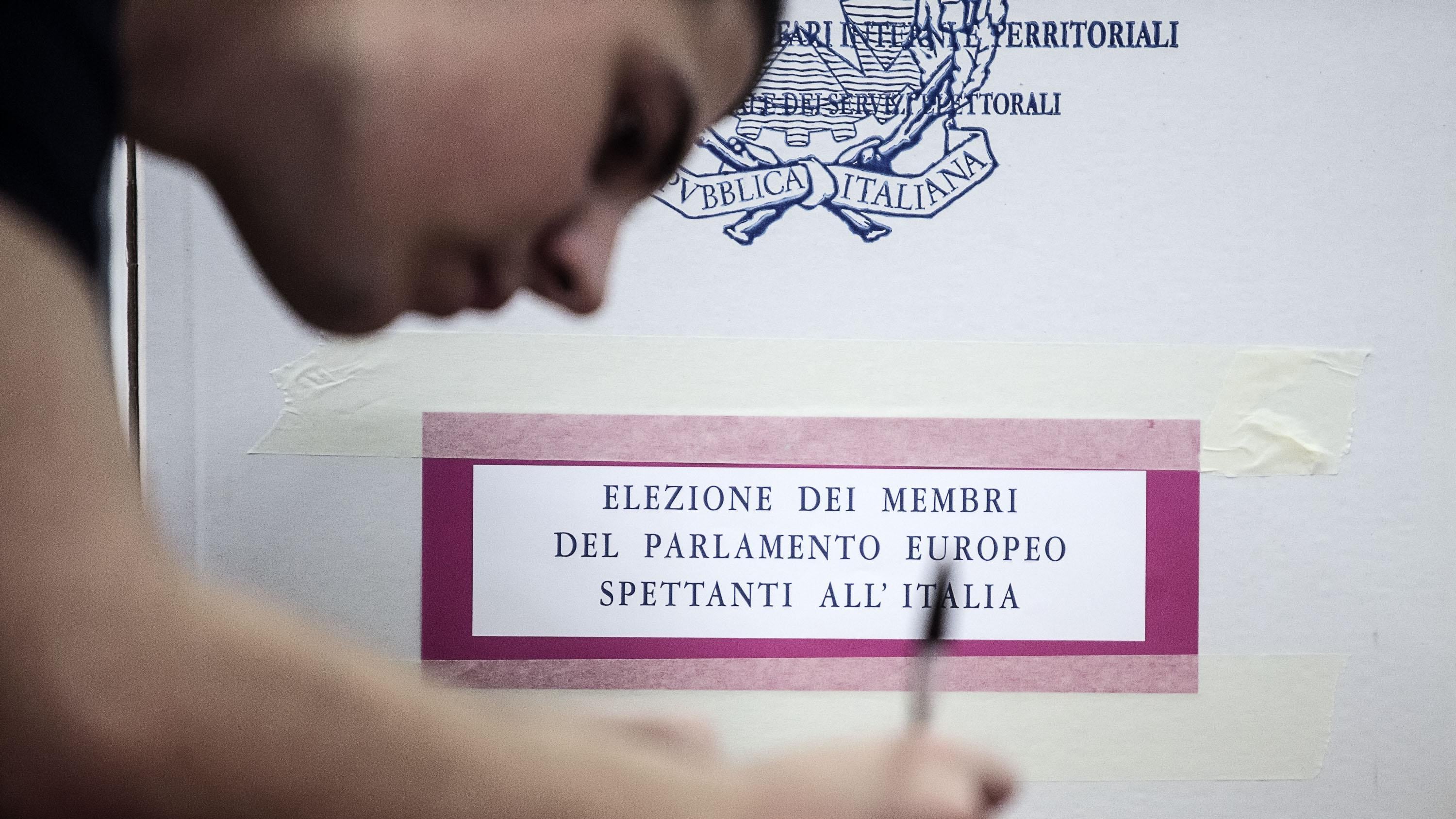 Ecco la guida alle urne. Al voto per 4mila sindaci e 73 nuovi eurodeputati