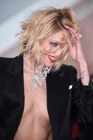 Anja Rubik, scandalo sulla Croisette  2