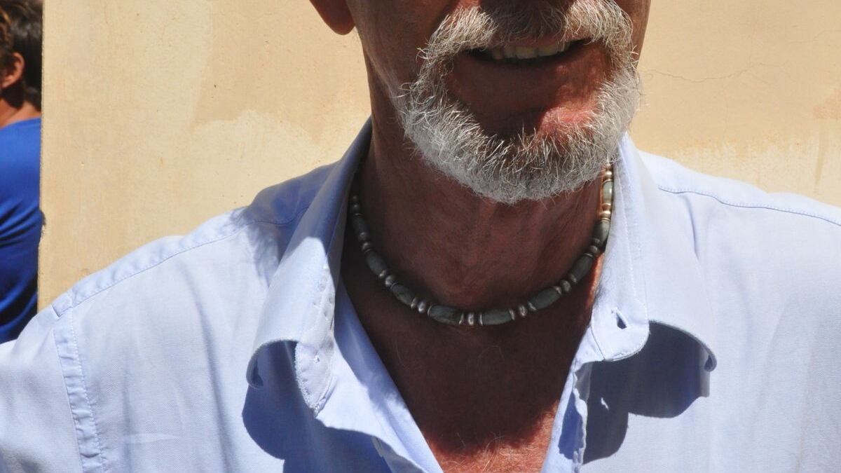 Scrive "negro" su Facebook: in castigo per 6 giorni