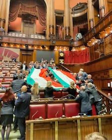 Fdi, tricolore in Aula per la Grande Guerra 4