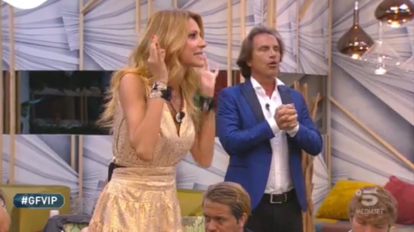 Gf Vip, Zequila svela il passato con la Volpe: "Siamo stati tutto il pomeriggio a casa mia"