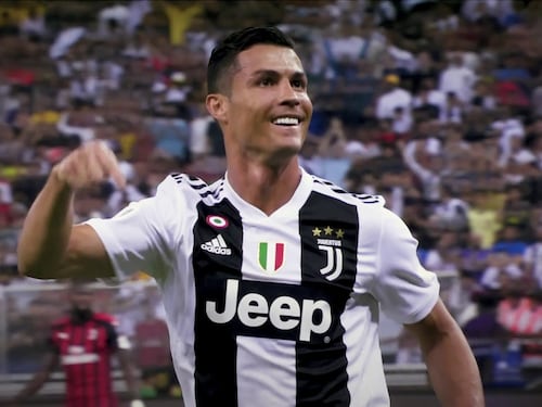 Buffon stimola Ronaldo: "Dia l'esempio e la Juve sarà più forte"