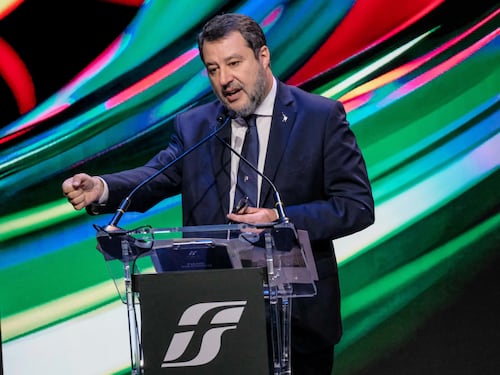 Fdi fa quadrato su Salvini. "Ha servito la nazione"