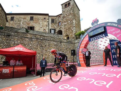 Il Giro si corre sull'autosole