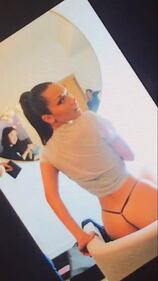 Bella Hadid, gli scatti sexy della modella 4