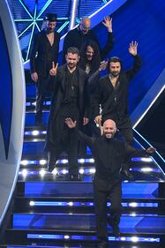 Sanremo 2024: ecco il look della prima serata del Festival dei Negramaro 4