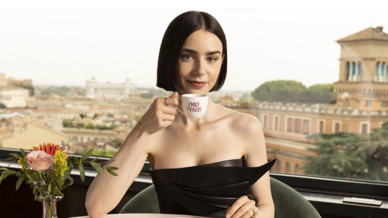 Emily in Paris 5: Roma, la Vespa e i colpi di scena. "Qui tutto è possibile"